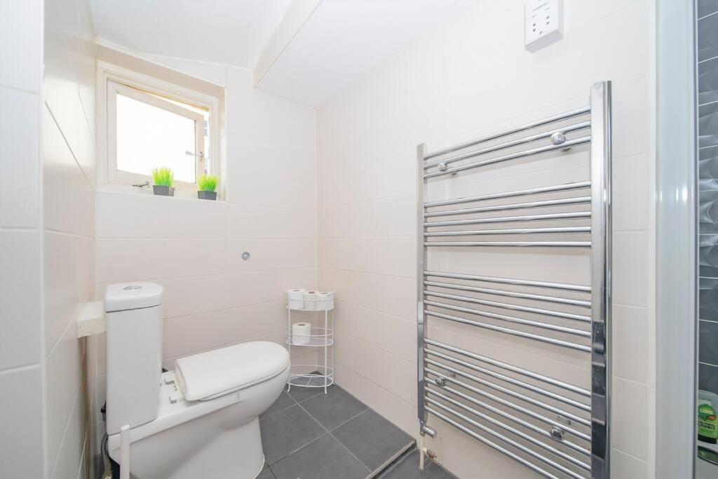 Flash Sales Offer - Any Week Day No Minimum Night Restrictions Central Hove 1 Bedroom Flat Bn38Bru02 Εξωτερικό φωτογραφία